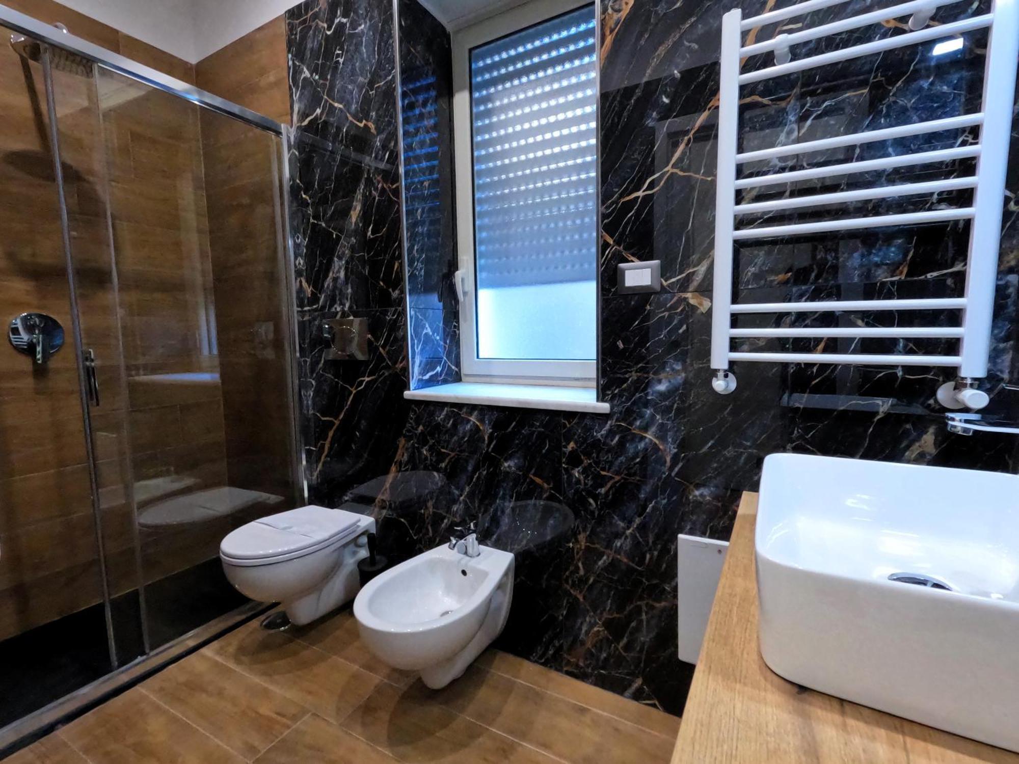 Blackwoody Contemporary - Centro Storico Maison d'hôtes *